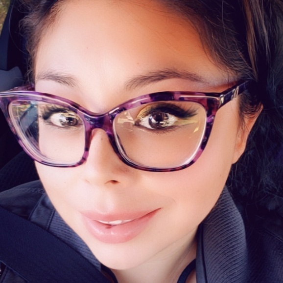 Meet your Posher, Darcy - Picture 1 of 2